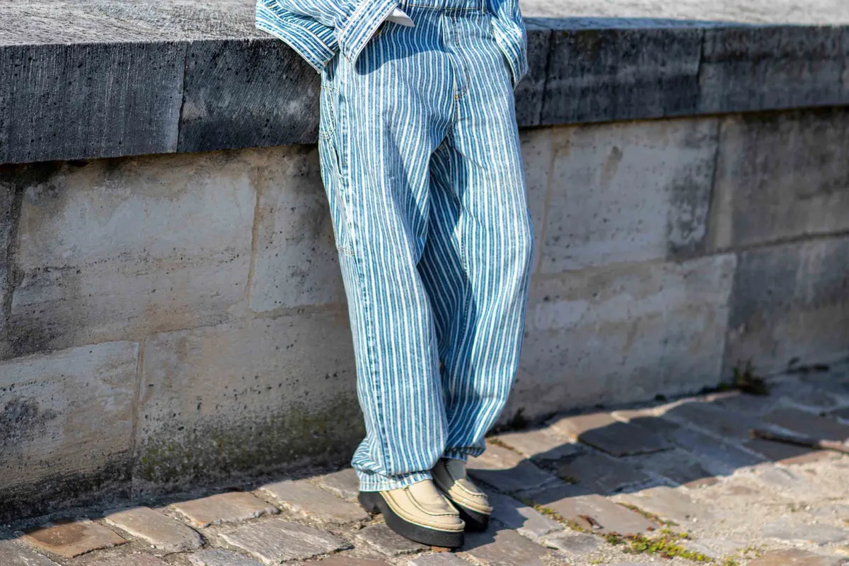 La tendencia del futuro: barrel-jeans